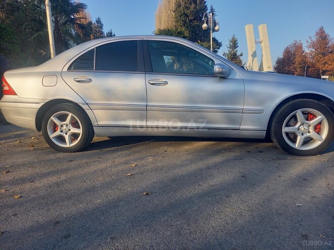 Mercedes C 240 2002, 250,000 km - 2.4 l - Bərdə