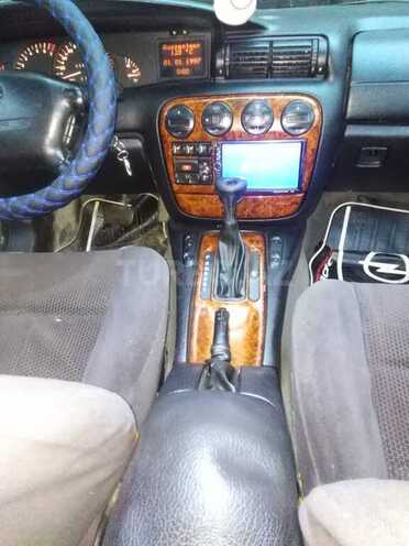 Opel Omega 1997, 350,000 km - 2.5 l - Bakı