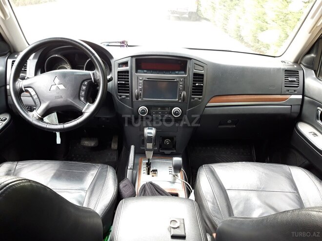 Mitsubishi Pajero 2007, 296,000 km - 3.0 л - Bakı