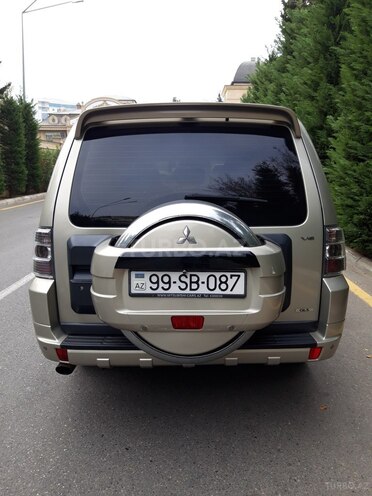 Mitsubishi Pajero 2007, 296,000 km - 3.0 л - Bakı