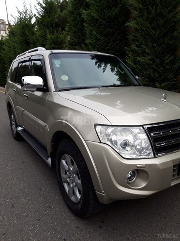 Mitsubishi Pajero 2007, 296,000 km - 3.0 л - Bakı