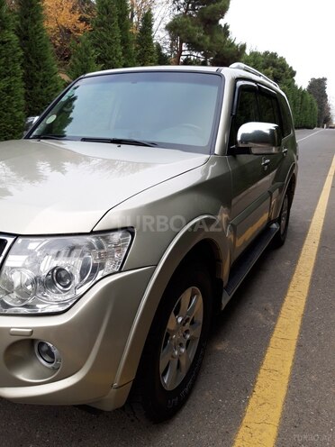 Mitsubishi Pajero 2007, 296,000 km - 3.0 л - Bakı