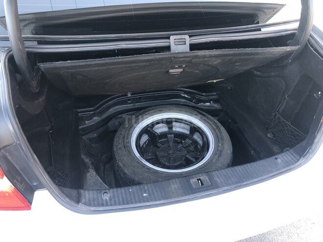 Mercedes E 220 2011, 298,000 km - 2.2 l - Bakı