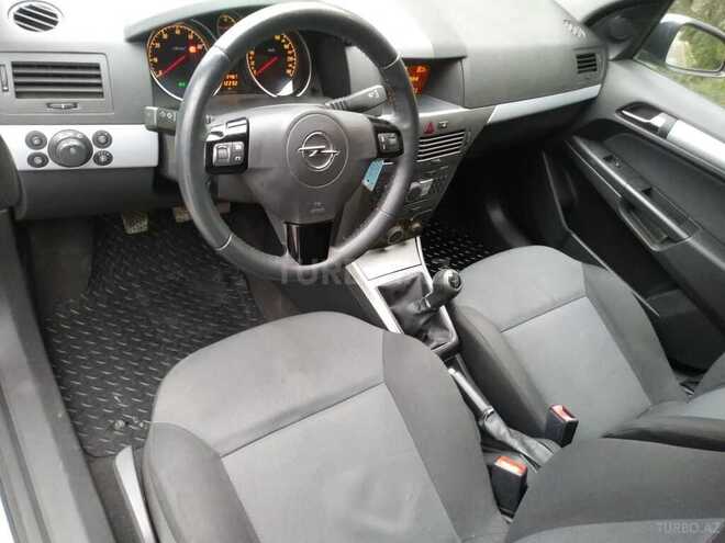 Opel Astra 2016, 110,000 km - 1.4 l - Bakı