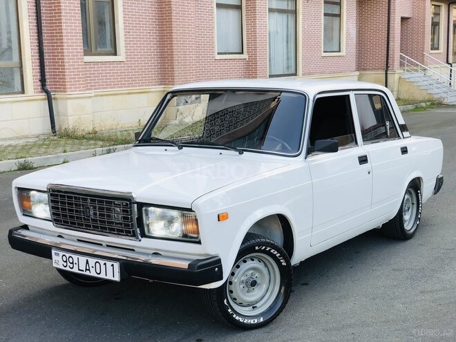 LADA (VAZ) 2107 2011, 31,000 km - 1.6 l - Zaqatala