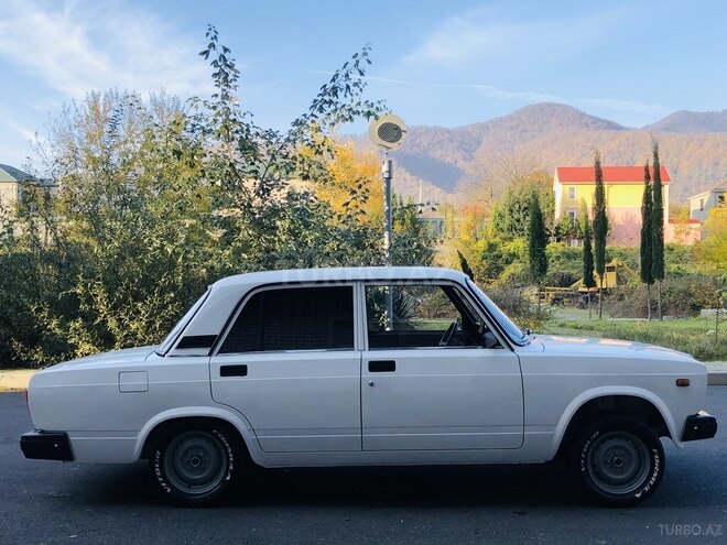 LADA (VAZ) 2107 2011, 31,000 km - 1.6 l - Zaqatala