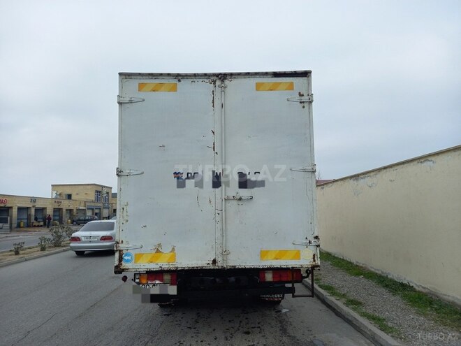 Mercedes Atego 814 1995, 6,000,000 km - 4.3 л - Sumqayıt