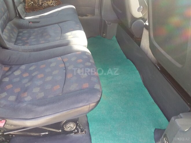 Mercedes Vito 111 2004, 605,748 km - 2.2 l - Xudat