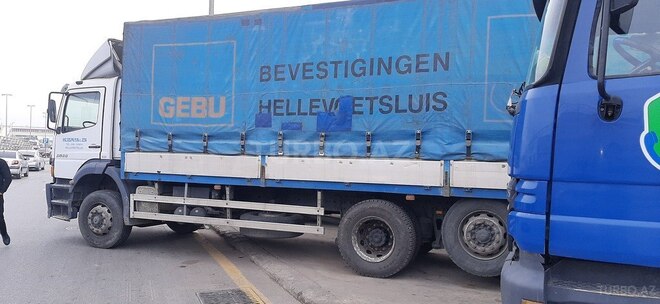 Mercedes Atego 2528 2000, 550,000 km - 6.4 л - Bakı