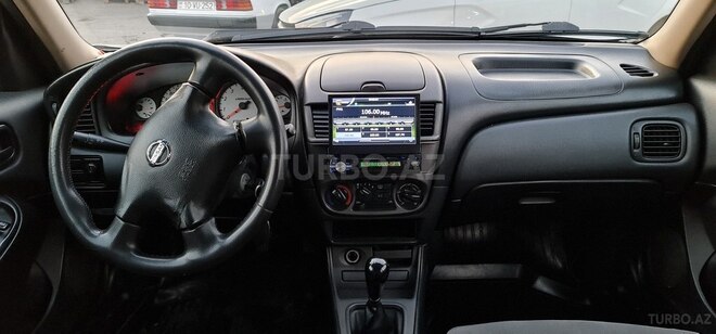 Nissan Sunny 2005, 415,000 km - 1.3 l - Bakı