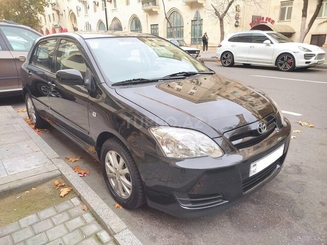 Toyota Corolla 2004, 182,000 km - 1.4 l - Bakı