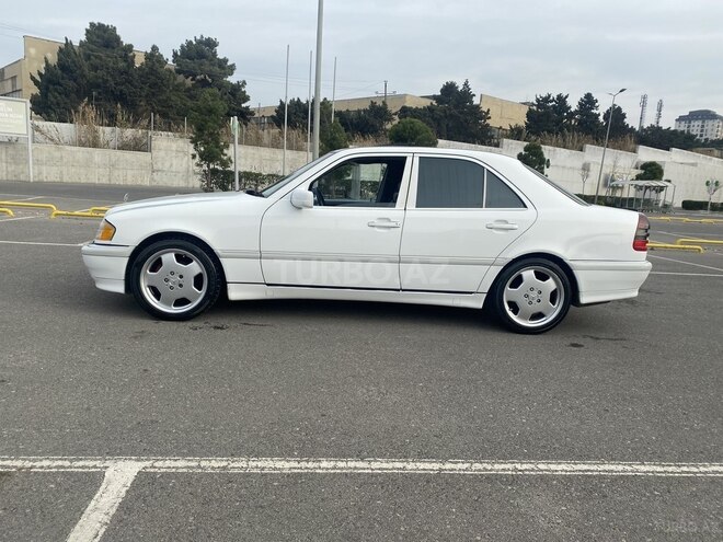 Mercedes C 230 1998, 241,553 km - 2.3 l - Bakı