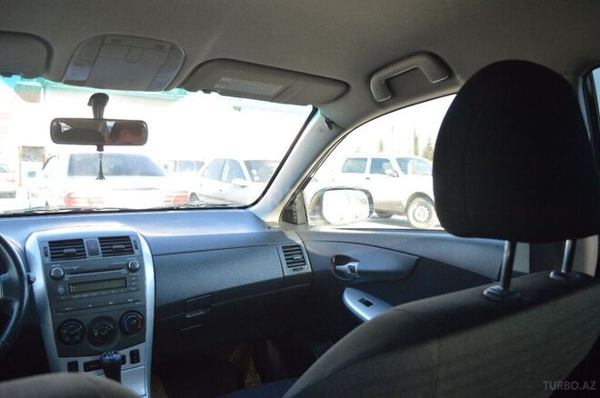 Toyota Corolla 2007, 165,000 km - 1.4 л - Qəbələ