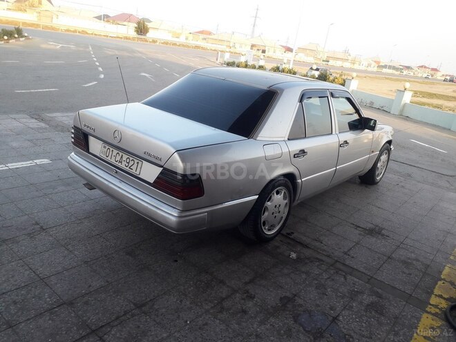 Mercedes E 300 1992, 312,568 km - 3.0 l - Sumqayıt