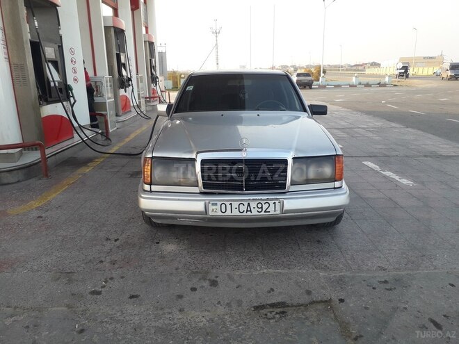 Mercedes E 300 1992, 312,568 km - 3.0 l - Sumqayıt