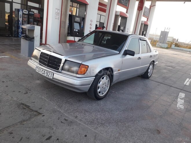 Mercedes E 300 1992, 312,568 km - 3.0 l - Sumqayıt