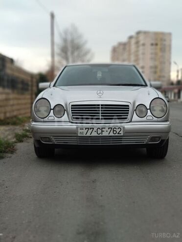 Mercedes E 220 1999, 370,000 km - 2.2 л - Bakı