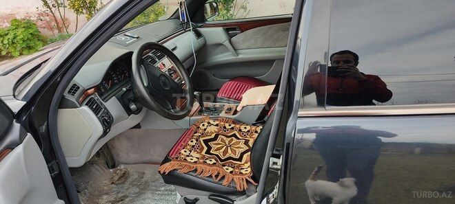 Mercedes E 200 1998, 313,000 km - 2.0 l - Lənkəran