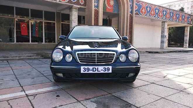 Mercedes E 240 2000, 260,000 km - 2.4 l - Sumqayıt