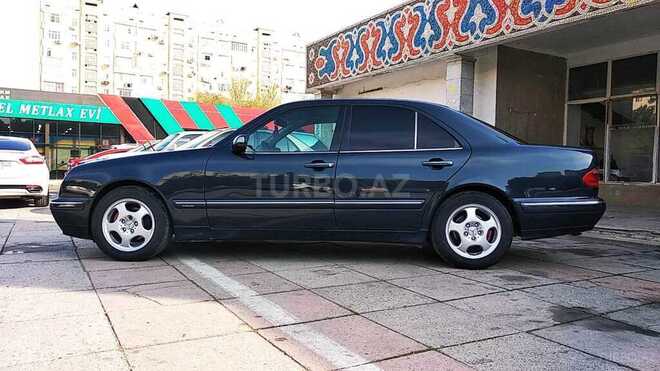Mercedes E 240 2000, 260,000 km - 2.4 l - Sumqayıt