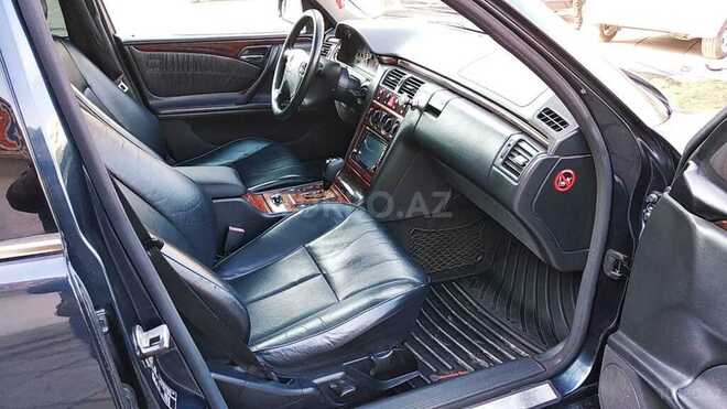 Mercedes E 240 2000, 260,000 km - 2.4 l - Sumqayıt