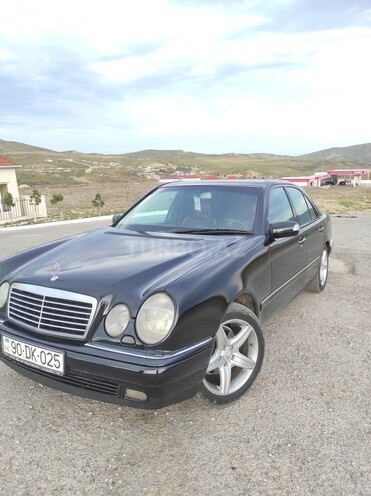 Mercedes E 240 1999, 401,270 km - 2.4 l - Xızı