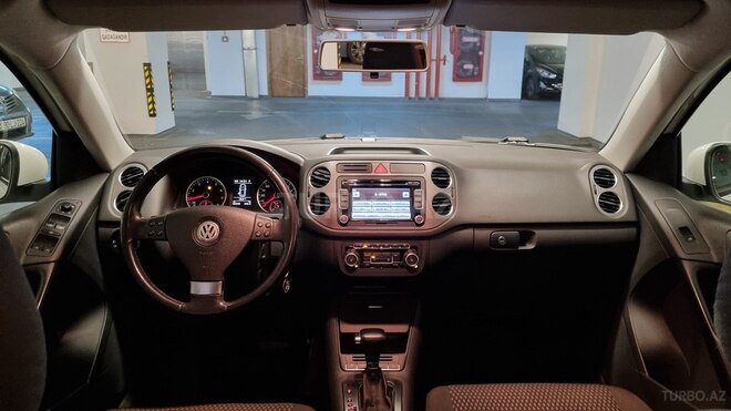 Volkswagen Tiguan 2009, 83,000 km - 2.0 л - Bakı