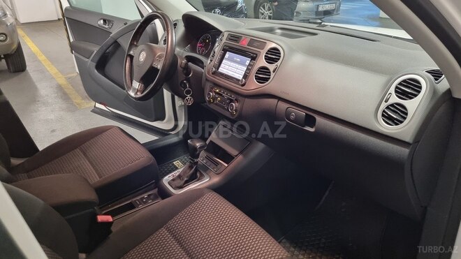 Volkswagen Tiguan 2009, 83,000 km - 2.0 л - Bakı