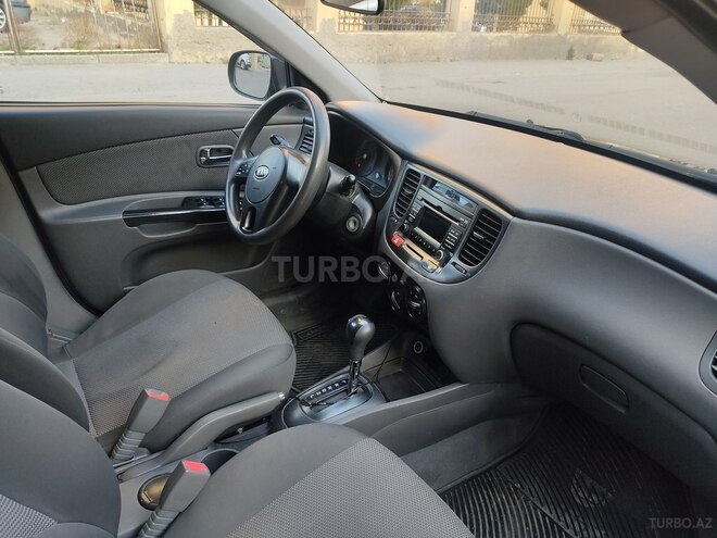 Kia Rio 2010, 208,000 km - 1.4 l - Sumqayıt