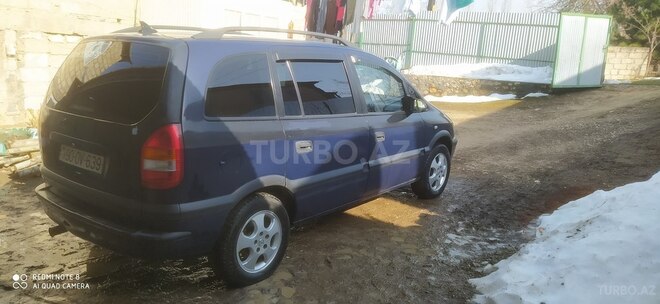 Opel Zafira 2001, 326,000 km - 2.2 l - Quba
