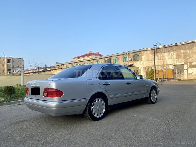 Mercedes E 280 1997, 389,000 km - 2.8 l - Bakı