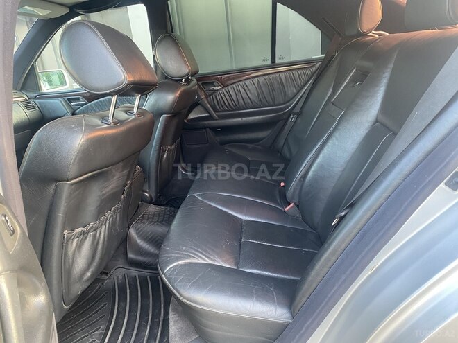 Mercedes E 280 1997, 389,000 km - 2.8 l - Bakı