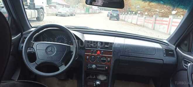 Mercedes C 240 1998, 296,532 km - 2.4 л - Cəlilabad