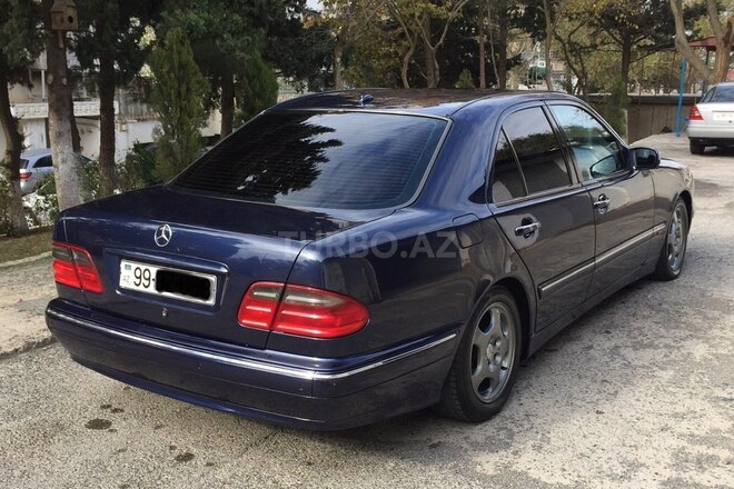 Mercedes E 240 2000, 327,000 km - 2.4 l - Bakı