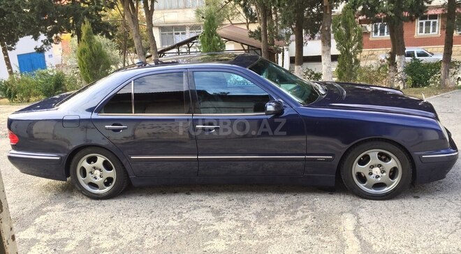 Mercedes E 240 2000, 327,000 km - 2.4 l - Bakı
