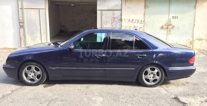 Mercedes E 240 2000, 327,000 km - 2.4 l - Bakı