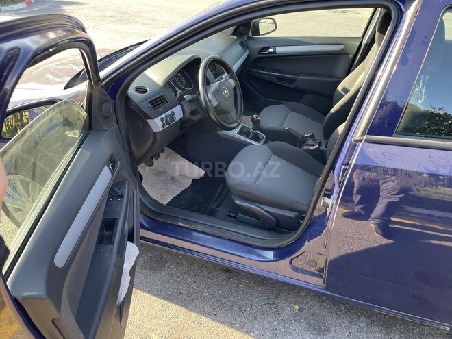 Opel Astra 2006, 297,000 km - 1.3 l - Bakı