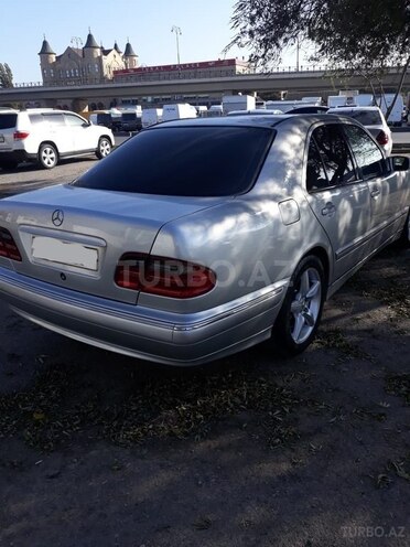 Mercedes E 240 2001, 329,854 km - 2.6 л - Bakı
