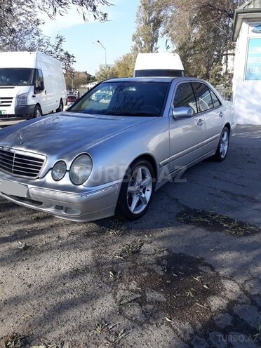 Mercedes E 240 2001, 329,854 km - 2.6 л - Bakı