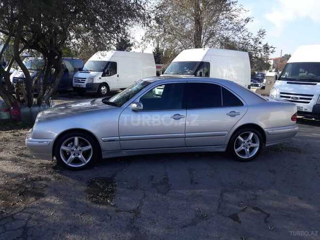 Mercedes E 240 2001, 329,854 km - 2.6 л - Bakı