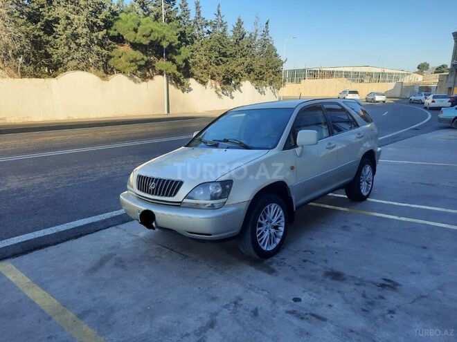 Toyota Harrier 2000, 320,830 km - 3.0 l - Bakı