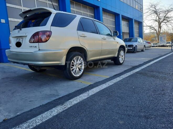 Toyota Harrier 2000, 320,830 km - 3.0 l - Bakı
