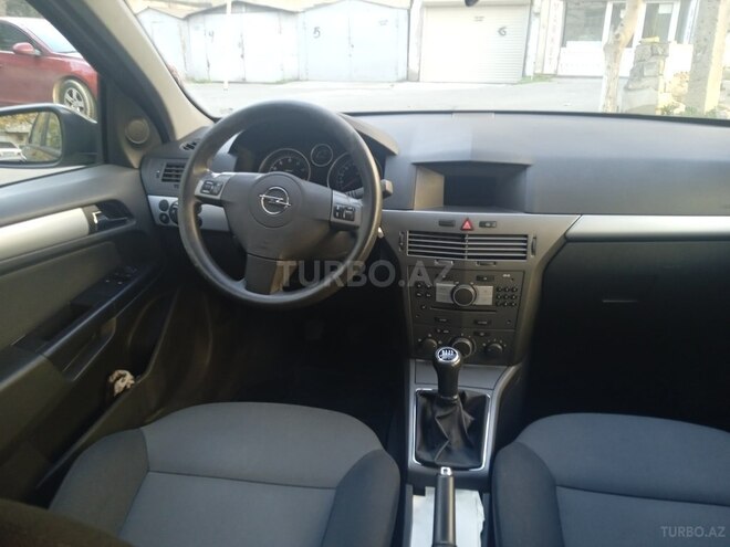Opel Astra 2006, 186,000 km - 1.4 l - Bakı