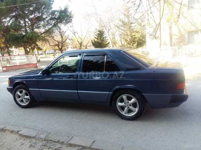 Mercedes 190 1992, 213,456 km - 2.0 l - Sumqayıt