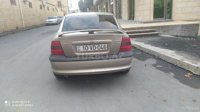 Opel Vectra 1996, 250,000 km - 1.8 л - Zaqatala