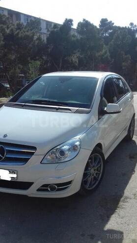 Mercedes B 180 2009, 170,000 km - 1.8 л - Bakı