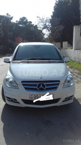 Mercedes B 180 2009, 170,000 km - 1.8 л - Bakı