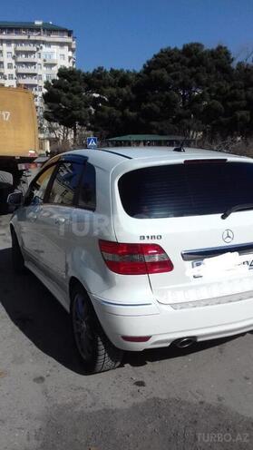 Mercedes B 180 2009, 170,000 km - 1.8 л - Bakı