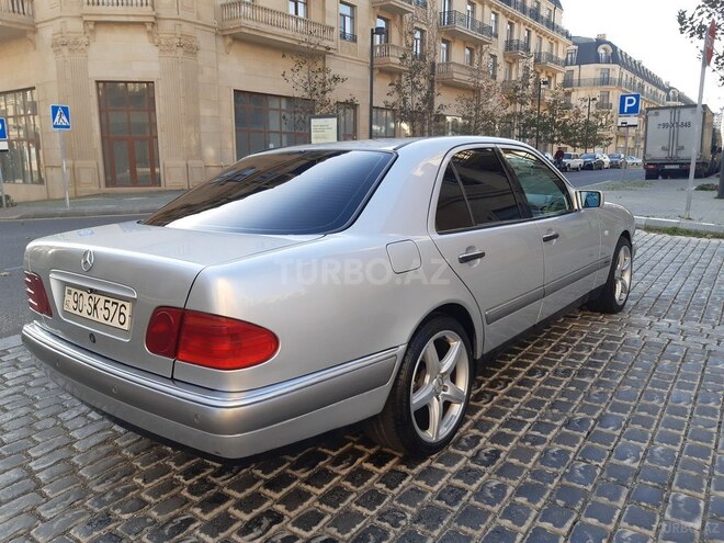 Mercedes E 240 1998, 322,455 km - 2.4 л - Bakı