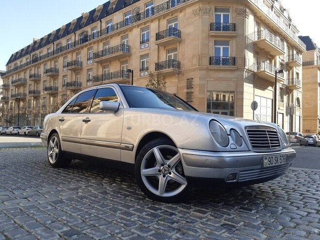 Mercedes E 240 1998, 322,455 km - 2.4 л - Bakı